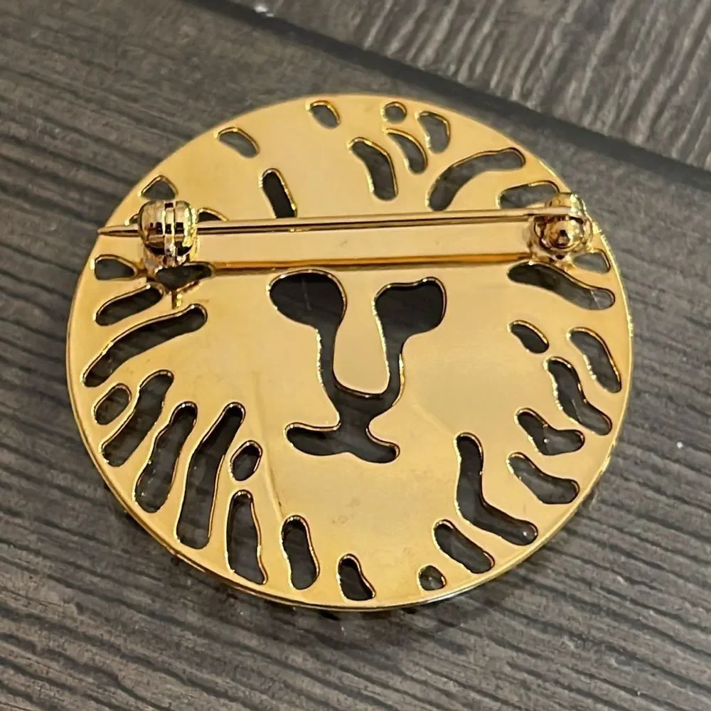 Vintage Anne Klein Gold Tone Round Lion Head Logo Shiny Brooch Pin Designer
